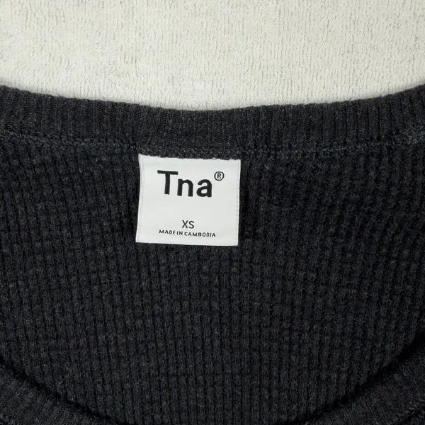 Tna Aritzia Waffle Knit Long Sleeve Thermal Top Black XS Oversized - Image 2
