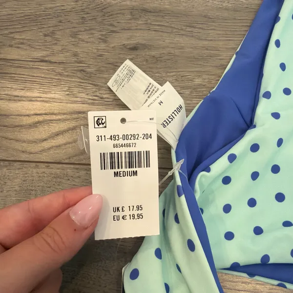 Hollister reversible polkadot swimsuit - Image 3