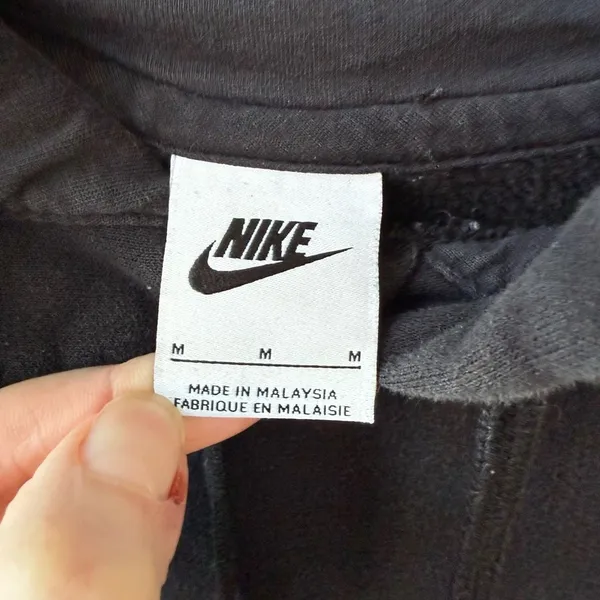 Nike Women’s Essential Pullover Hoodie Black M - Image 5
