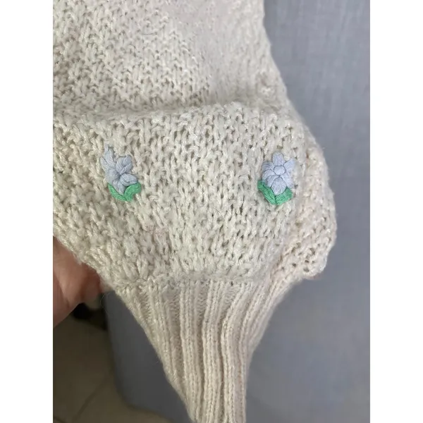 Wild Fable‎ Cream Cable Knit Cropped Sweater Embroidered Floral Cottagecore XS - Image 6