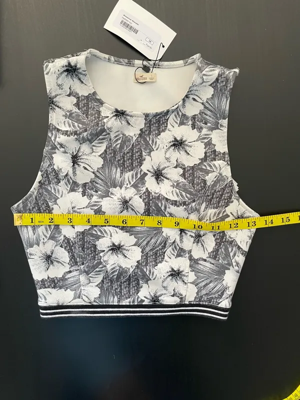 Hollister Top ( Small) - Image 8