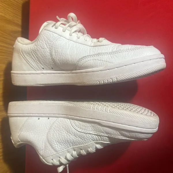 Nike White and Orange Women's Sneakers - Image 3