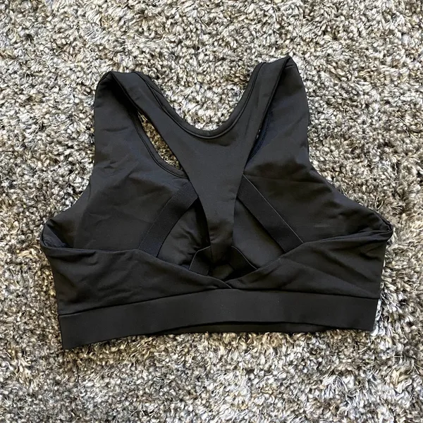 SHEIN Strappy Back Sports Bra in Black, Size M​​​​​​​​ - Image 2