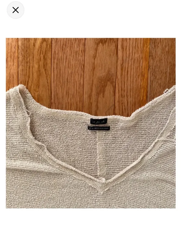Urban Outfitters beige sweater - Image 4