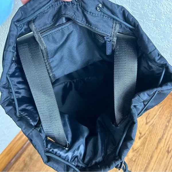 Beyond Yoga | Convertible Gym Bag Backpack Crossbody Bag - Image 9