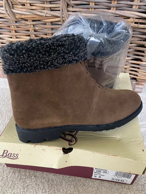 G.H. Bass & Co. Neemo Ankle Boot suede Solid Brown Size 10M Women’s NIB - Image 12