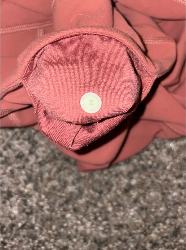 Lululemon Leggings - Image 4
