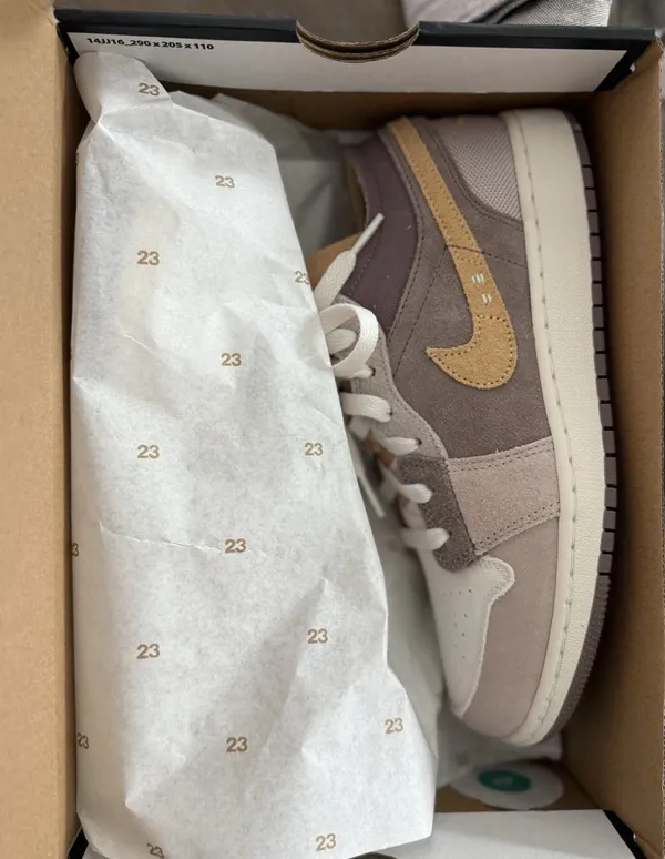 Nike Size 6.5Y- Womens 8 Jordan 1 Low SE Craft Inside Out DZ4465 200 - Image 5