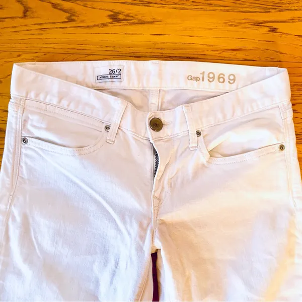 GAP 1969 White Always Skinny Jeans Sz 26/2 Retail $23 - Image 5