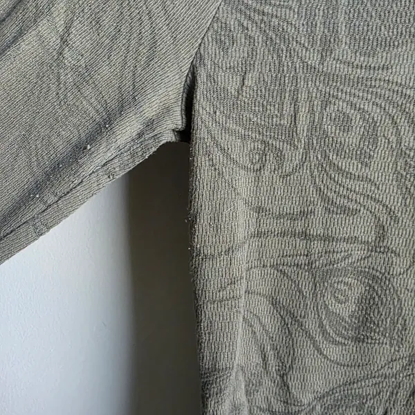 BKE Olive Green V-Neck Long Sleeve Top - Image 4