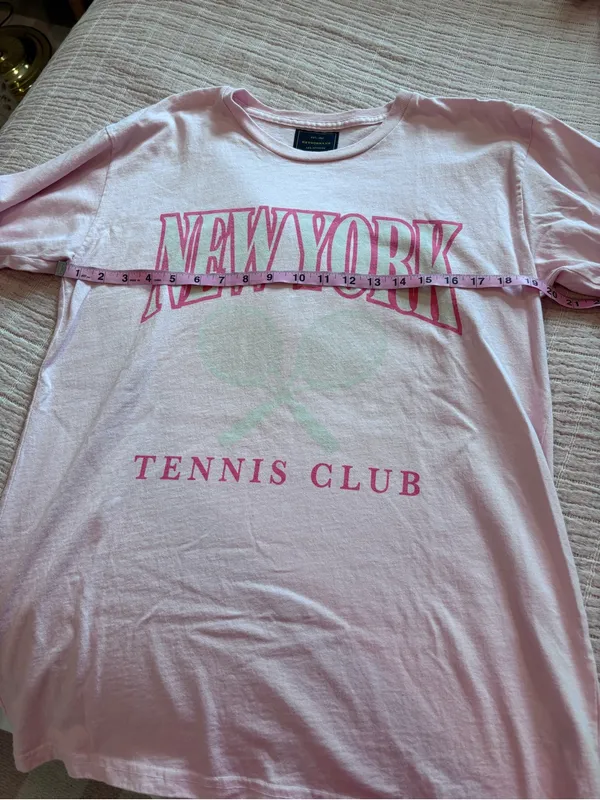Free People x‎ Original Retro Brand Pink NYC Boyfriend Tee size Small - Image 10