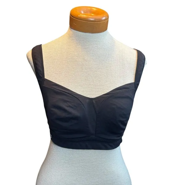 Lululemon Black Sports Bra Size 36DD Lightly Padded Adjustable Straps Hook Closu - Image 10