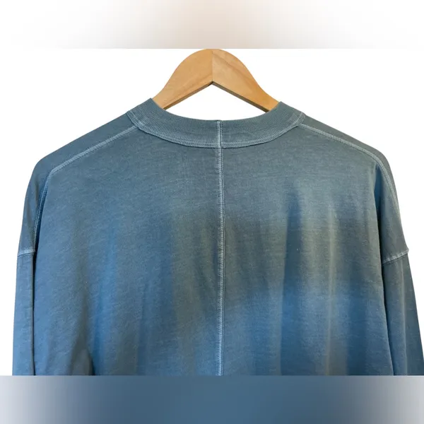 WE THE FREE Blue Distressed Washed Cotton Long Sleeve Tee T-Shirt Top - Sz Small - Image 7