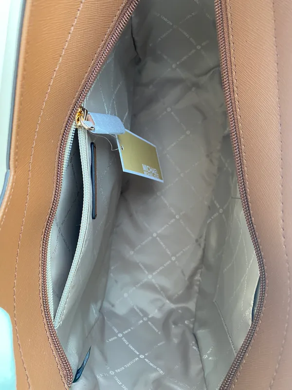Michael Kors Jet Set Travel Large X Chain Shoulder Tote -Vanilla - Image 9