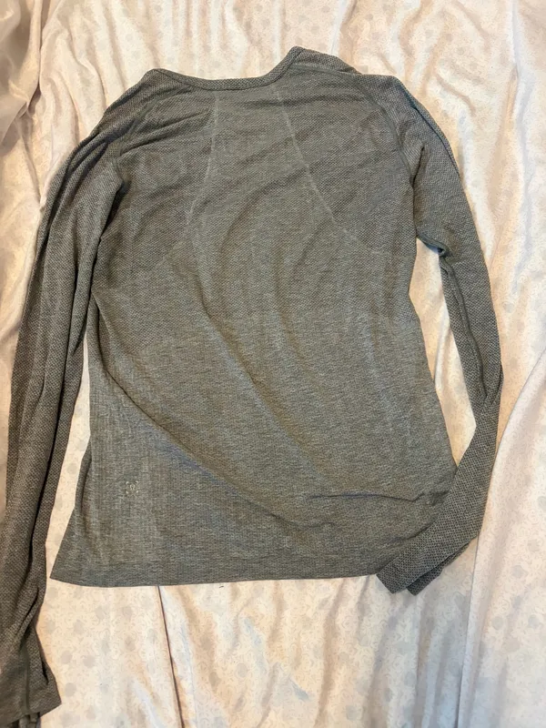 Lululemon gray workout long sleeve shirt - Image 11