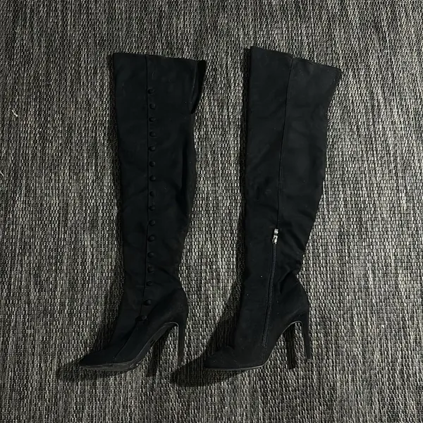Hot Kiss Knee High Suede Boots Size 8 - Image 2