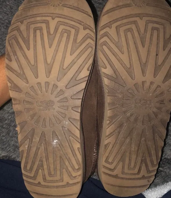 UGG Slippers - Image 4