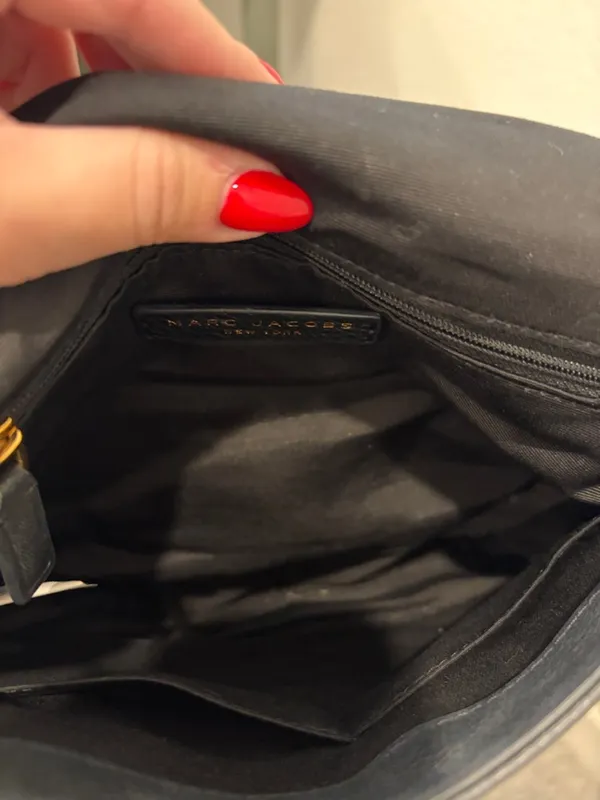 Marc Jacobs Empire City Mini Messenger Leather‎ Crossbody Bag, Black - Image 7