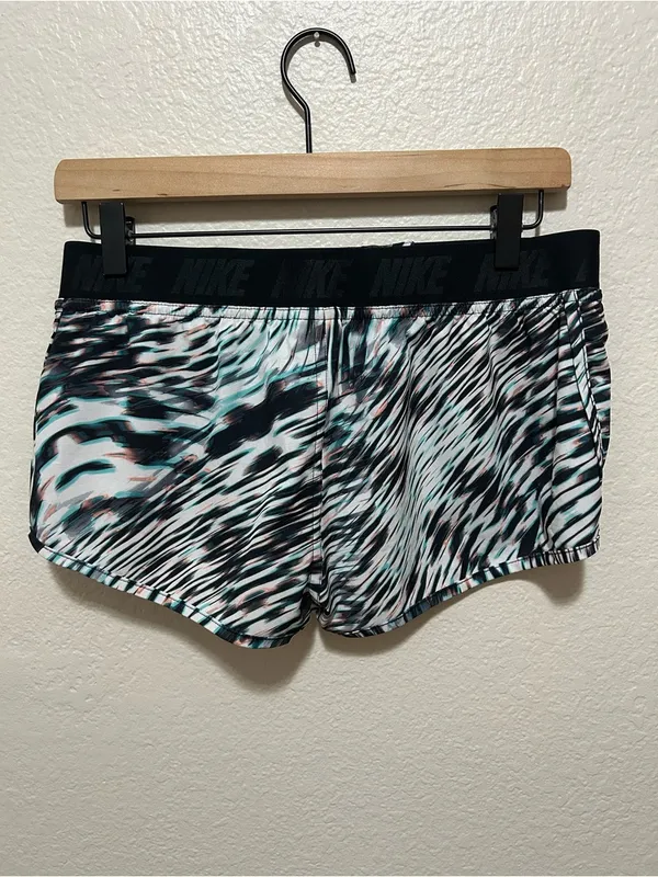 Y2K Nike Red Tag Board Shorts Medium Abstract Surf Beach Skater - Image 2