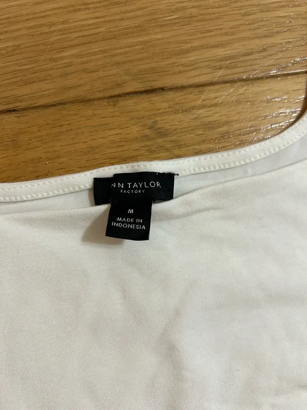Ann Taylor Factory Top Sleeveless - Image 3
