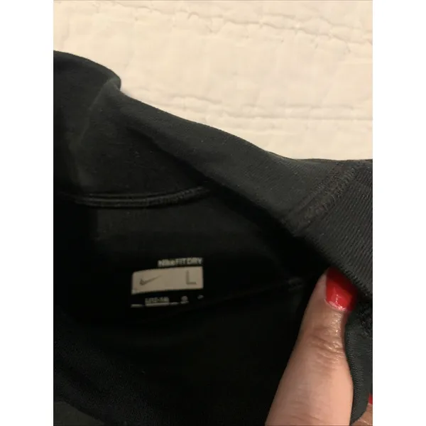 Nike Pro Therma Black, size Large woman's. Nike Compression shirt - Image 3