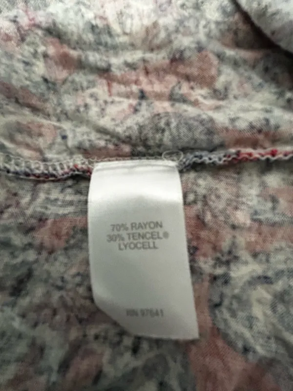 J Jill Red Paisley Patterned V-Neck Top - Image 6