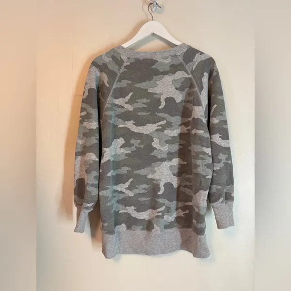 Aerie Woman's Green Grey Camo Oversized Crewneck Sweatshirt Small - Image 3