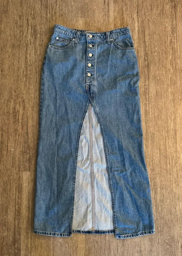 NEW Free People We The Free Chani Denim Maxi Skirt Buttons Front Slit NWOT - 29 - Image 2