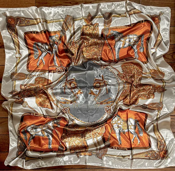 VINTAGE Equestrian ivory/ORANGE Horses&Tassels Print silky Scarf 35’/35’ - Image 15