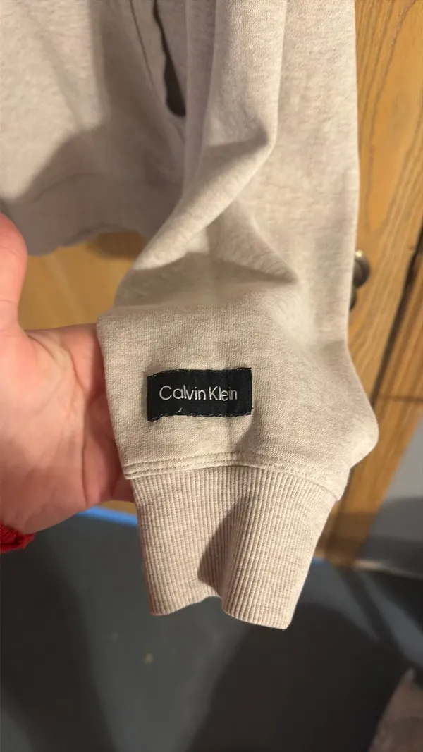 Calvin Klein Sweatshirt - Image 3