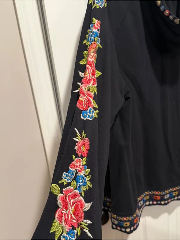 JWLA Johnny Was Zip Hoodie Jacket Embroidered Floral Boho Black Size 1X - Image 5