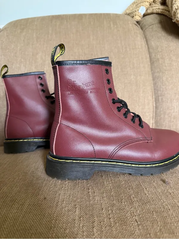 Dr. Martens 1460 Burgundy Cherry Red Leather 8 Eye Lace Up Combat Boots Women 7 - Image 3