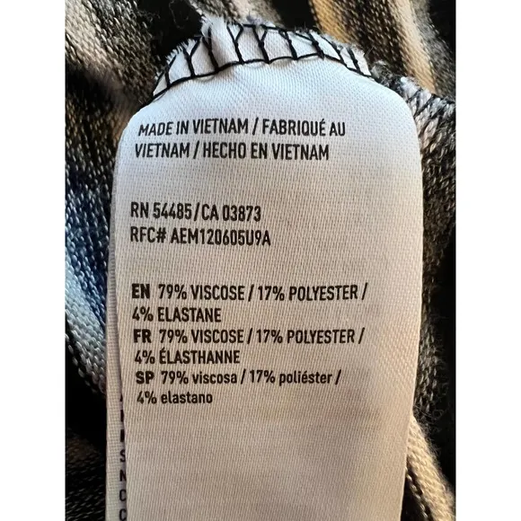 American Eagle‎ Outfitters Soft and Sexy Plush Long Size L Black Blue Gray White - Image 4