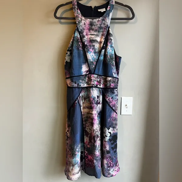 The Odell’s Floral Sleeveless 100 % Silk Dress Blue and Purple Medium - Image 2