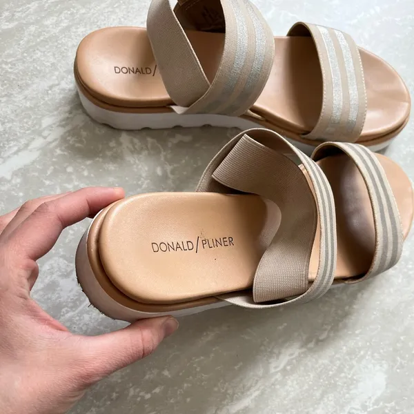 [Donald Pliner] Lue-Me Sandals Size 8.5 - Image 3