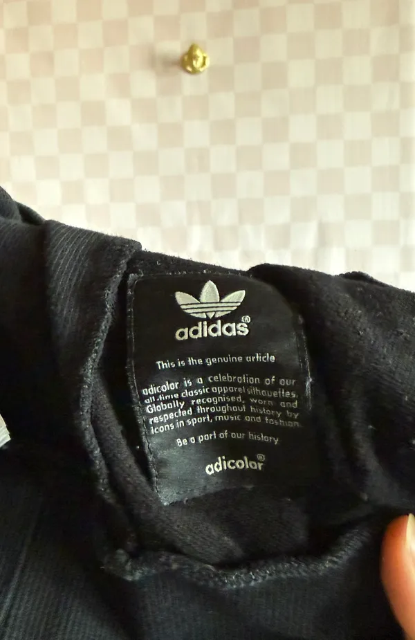 Sweater - Image 4