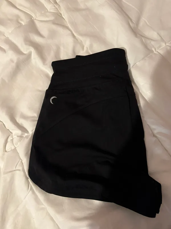 Zyia black shorts - Image 3