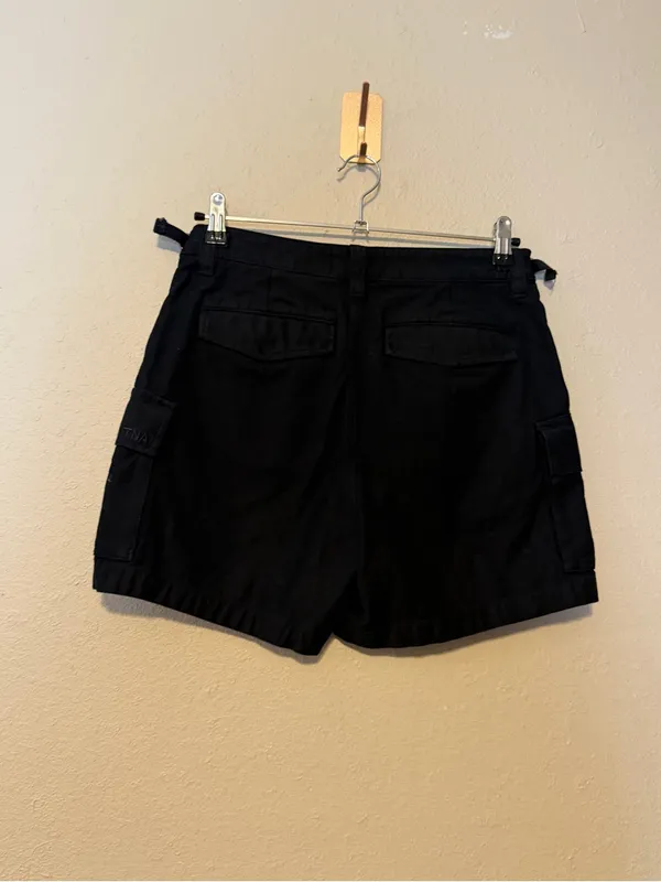TNA from ARITZIA‎ Cargo Supply Mid-Thigh Shorts In Black Size 4 - Image 6