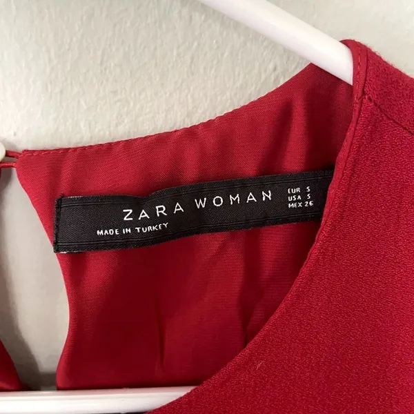 Zara Woman red lace floral dress long sleeved vintage style classic comfortable - Image 3