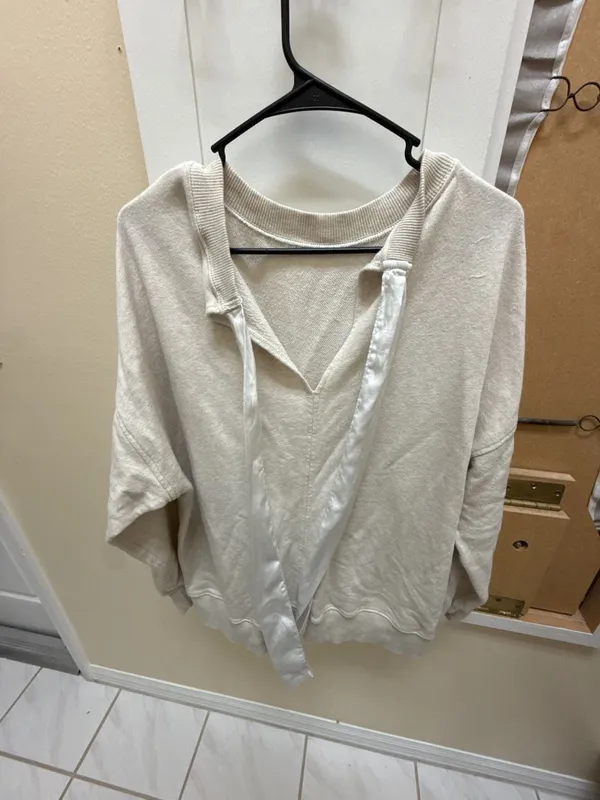 Aerie Cream Ribbed Neck Sweatshirt Size S - Image 3