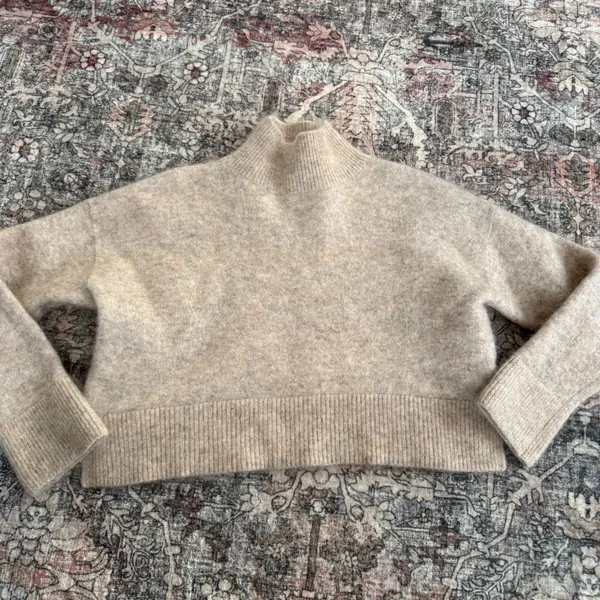 & Other Stories Paris Atelier‎ Mock Neck Sweater Beige Mohair Wool S Minimalist - Image 7