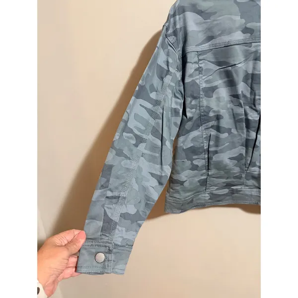 Democracy Camo Utility Jacket Womens Size S Grey Blue NWT Button Front Stretch - Image 10