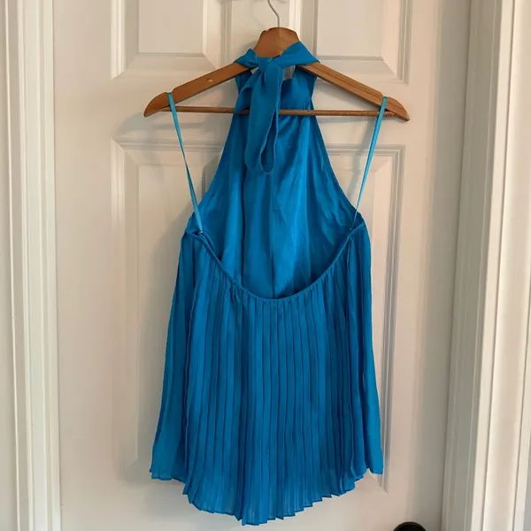 Alice + Olivia Blue Pleated Halter Blouse - Image 5