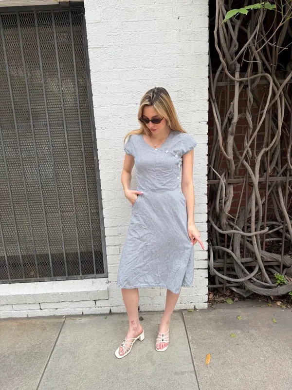 Vintage inspired gingham plaid midi dress with button up front and pockets sz xs -has a snag on the zipper #houndstooth #cottagecore #western - Image 3