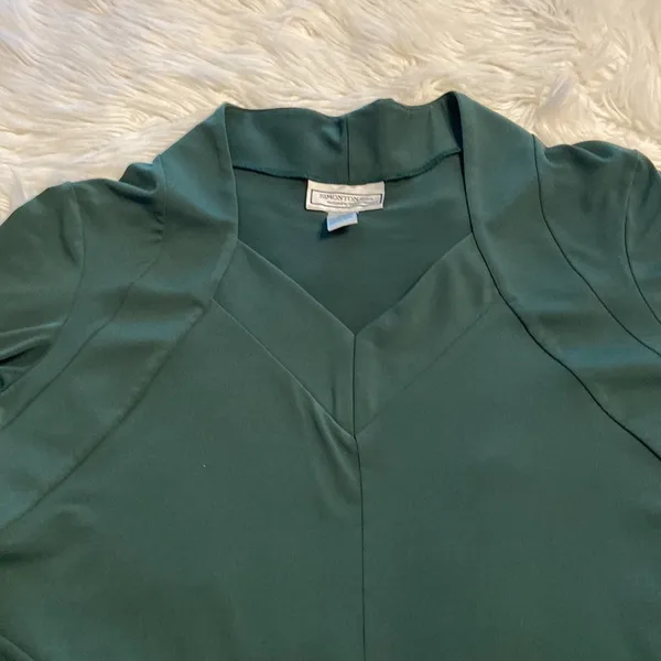 George Simonton Women’s long sleeves shirt size XL color green length 34” - Image 7