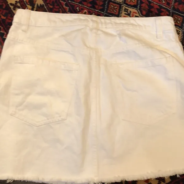 White skirt by We The Free. Full-length zipper. Size 30. - Image 4