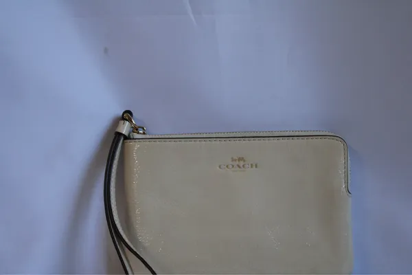 Coach Cream Leather Zip Wristlet Pouch Wallet - Image 6