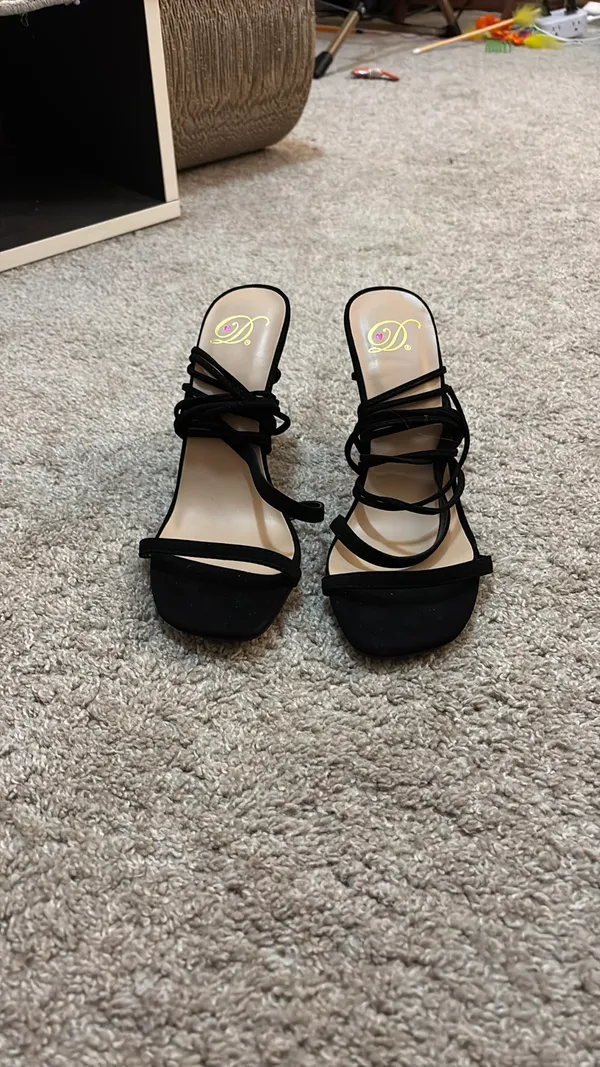 Amazon Black Lace Up Heels - Image 4