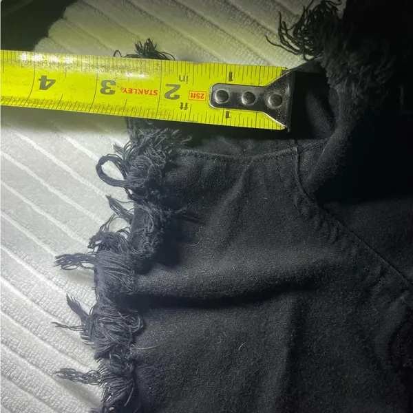 Kancan black distressed denim shorts/ Jorts - Image 5