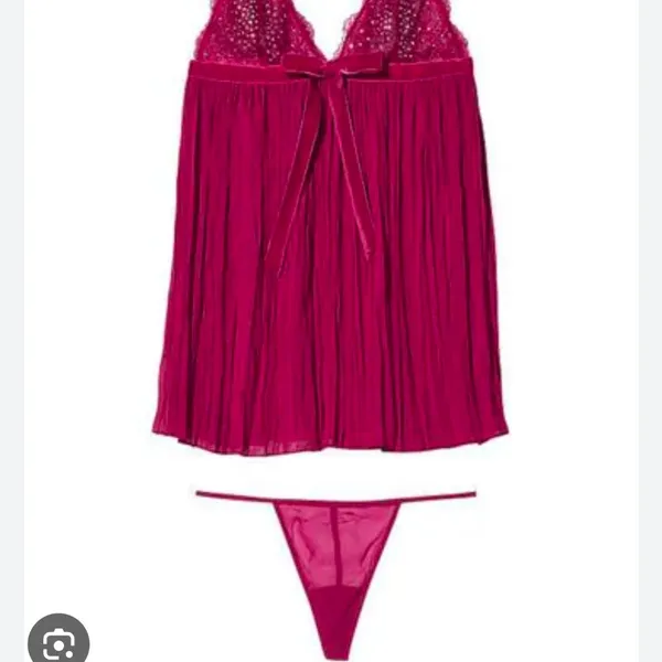 Victoria's Secret Pleated Embellished Babydoll - Claret Red - Size M - 11211557 - Image 2